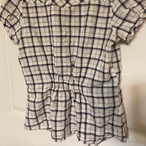 Levi Button down Top - Picture 5 of 7